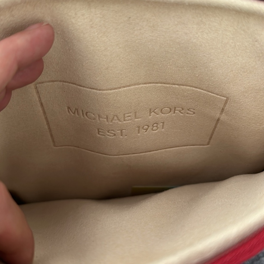NWOT MICHAEL KORS IPAD CASE - Picture 2 of 2